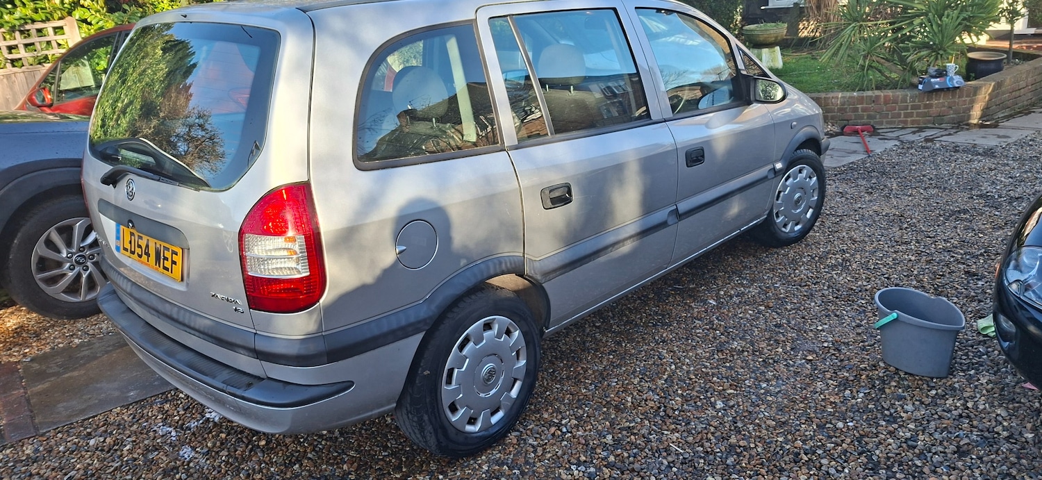 Used Vauxhall Zafira 2004 for sale - 77673990: Photo 9
