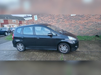 Used Honda Jazz 2005 for sale - 77232339: Photo