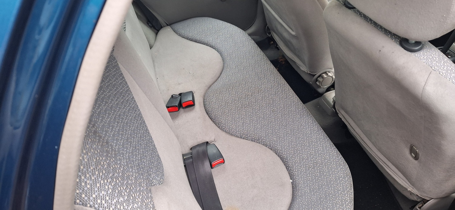 Used Nissan Micra 2001 for sale - 76922706: Photo 8