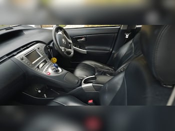 Used Toyota Prius 2015 for sale - 77931753: Photo