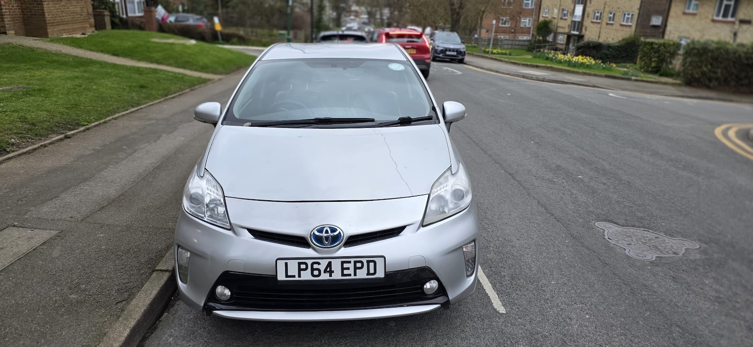 Used Toyota Prius 2015 for sale - 77931753: Photo 6
