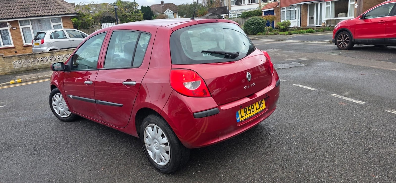 Used Renault Clio 2009 for sale - 76724069: Photo 7