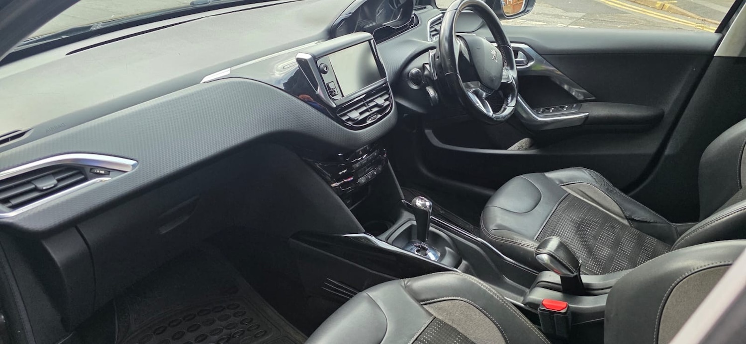 Used Peugeot 2008 2015 for sale - 76539887: Photo 19