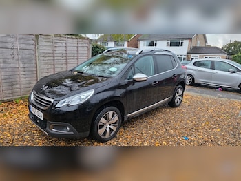 Used Peugeot 2008 2015 for sale - 76539887: Photo