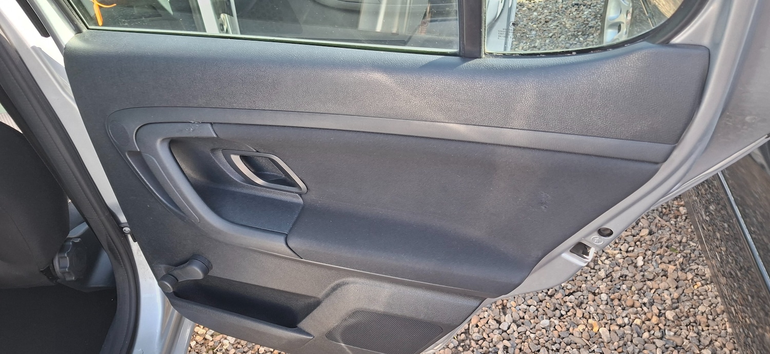 Used Skoda Fabia 2014 for sale - 77764205: Photo 12