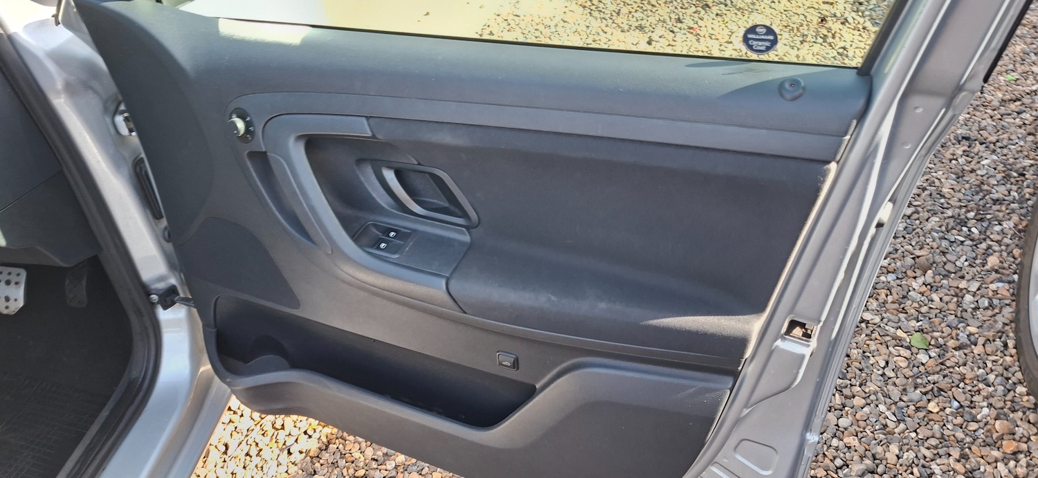 Used Skoda Fabia 2014 for sale - 77764205: Photo 7