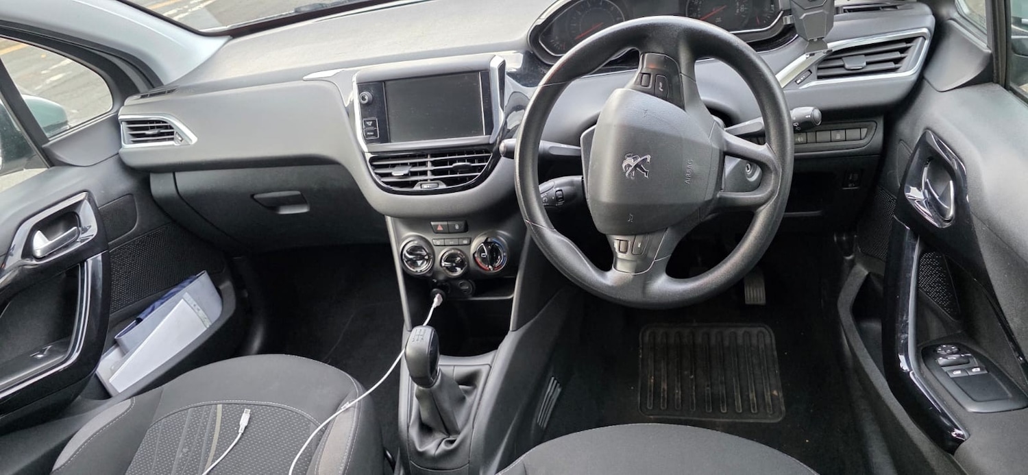 Used Peugeot 208 for sale - 76461953: Photo 14