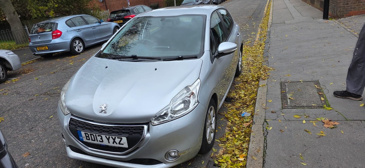 Used Peugeot 208 for sale - 76461953: Photo 3