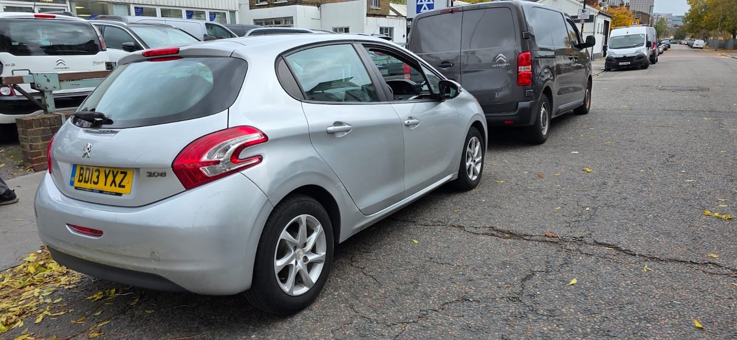 Used Peugeot 208 for sale - 76461953: Photo 9