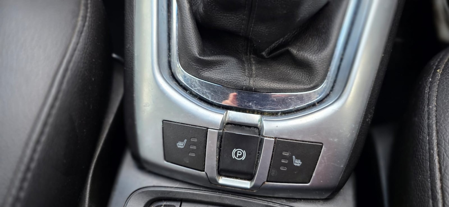 Used Vauxhall Antara 2012 for sale - 77310935: Photo 13