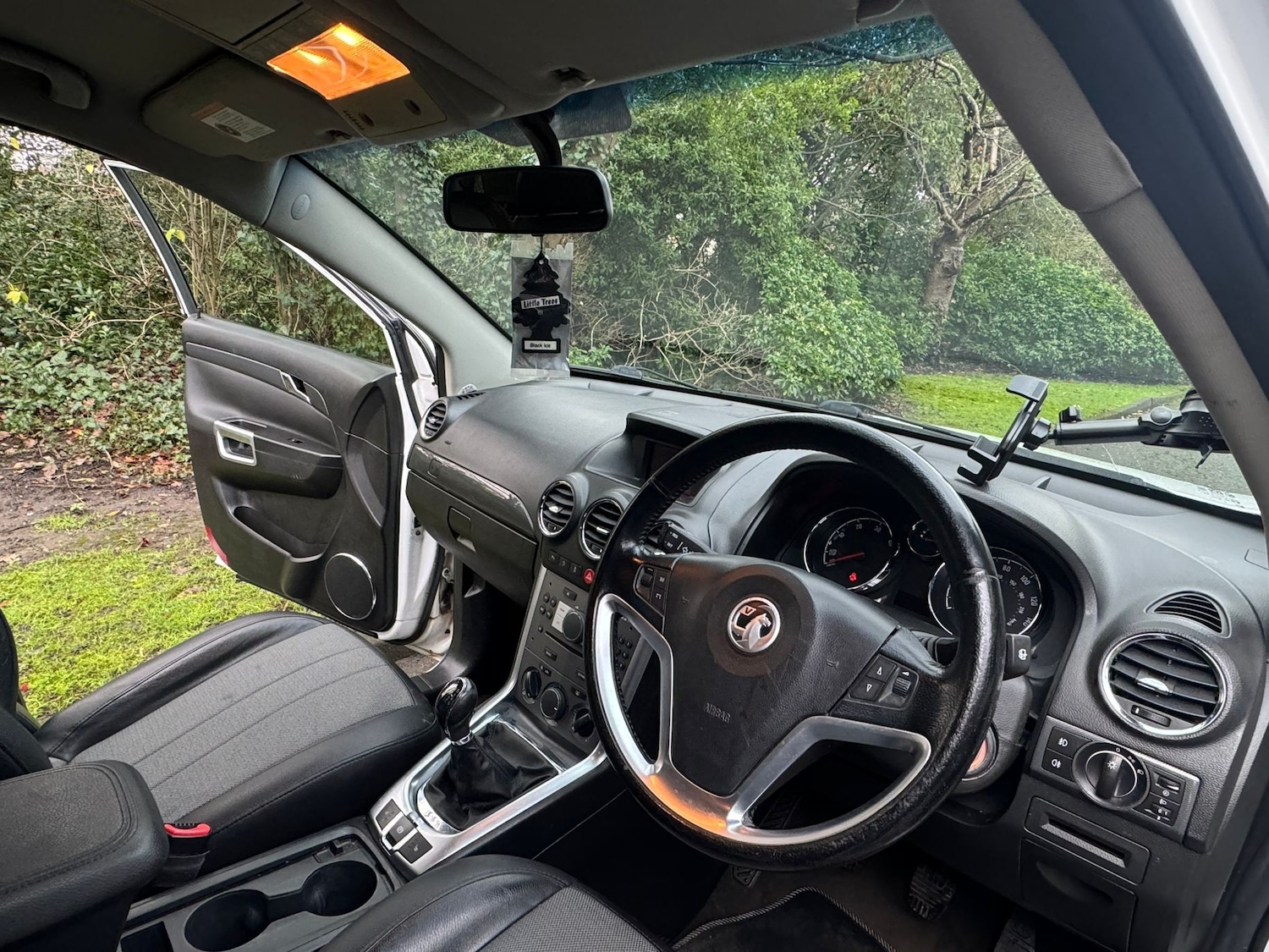 Used Vauxhall Antara 2012 for sale - 77310935: Photo 21