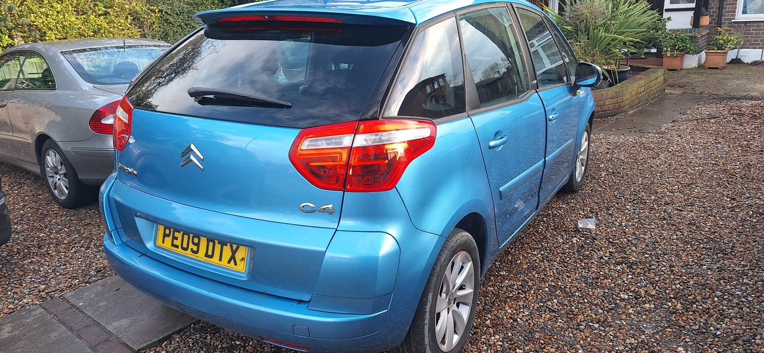 Used Citroen C4 Picasso 2009 for sale - 78118147: Photo 17