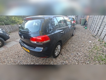 Used Volkswagen Golf 2010 for sale - 79035326: Photo