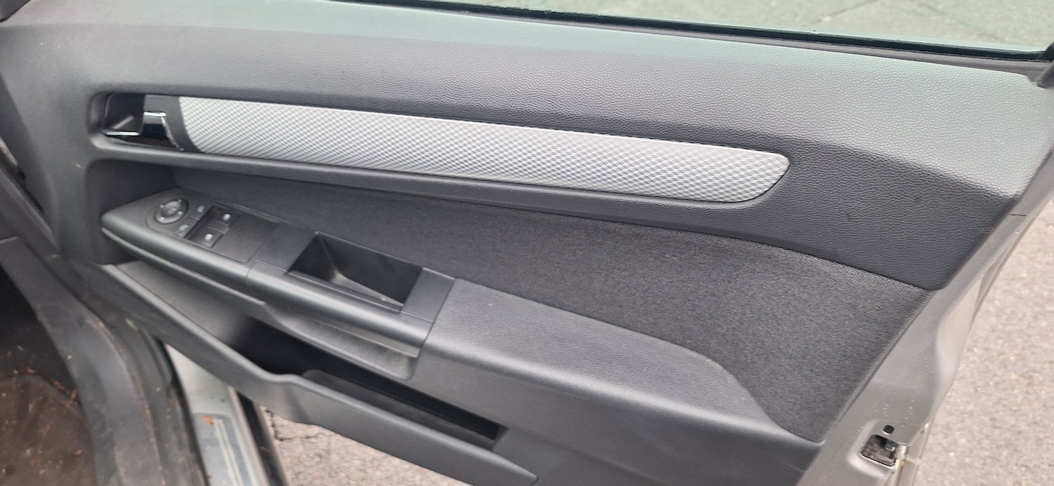 Used Vauxhall Astra 2006 for sale - 77287346: Photo 8