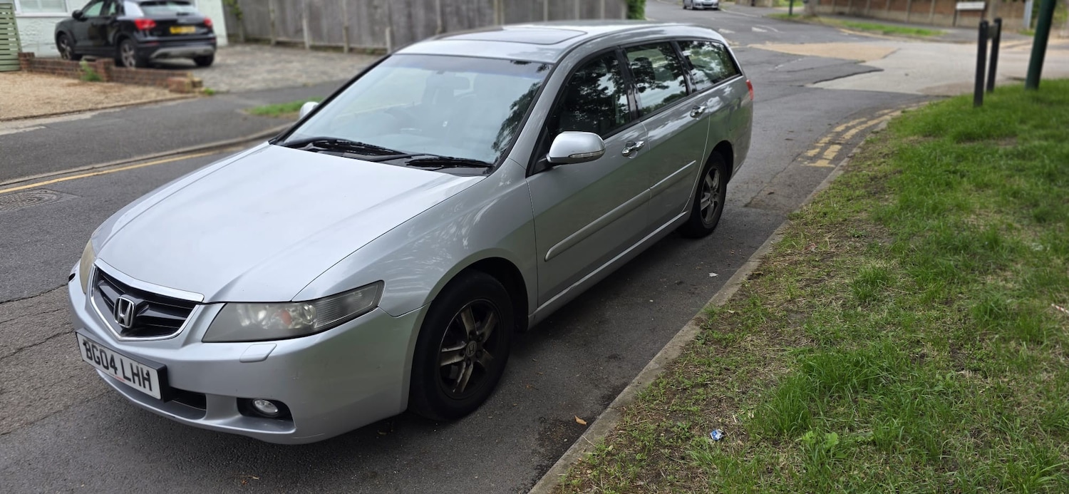 Used Honda Accord 2004 for sale - 76441873: Photo 2