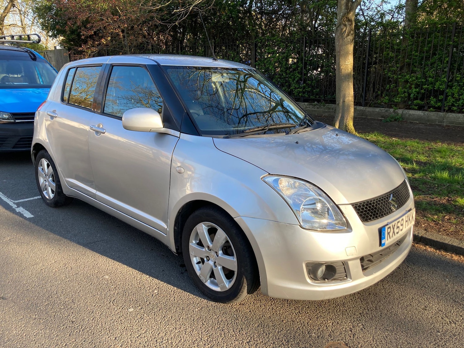Used Suzuki Swift 2009 for sale - 78118136: Photo 3