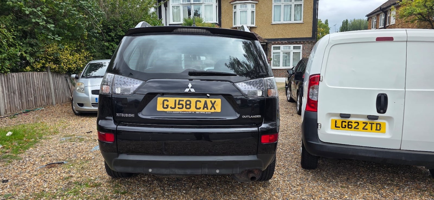 Used Mitsubishi Outlander 2008 for sale - 76082392: Photo 3