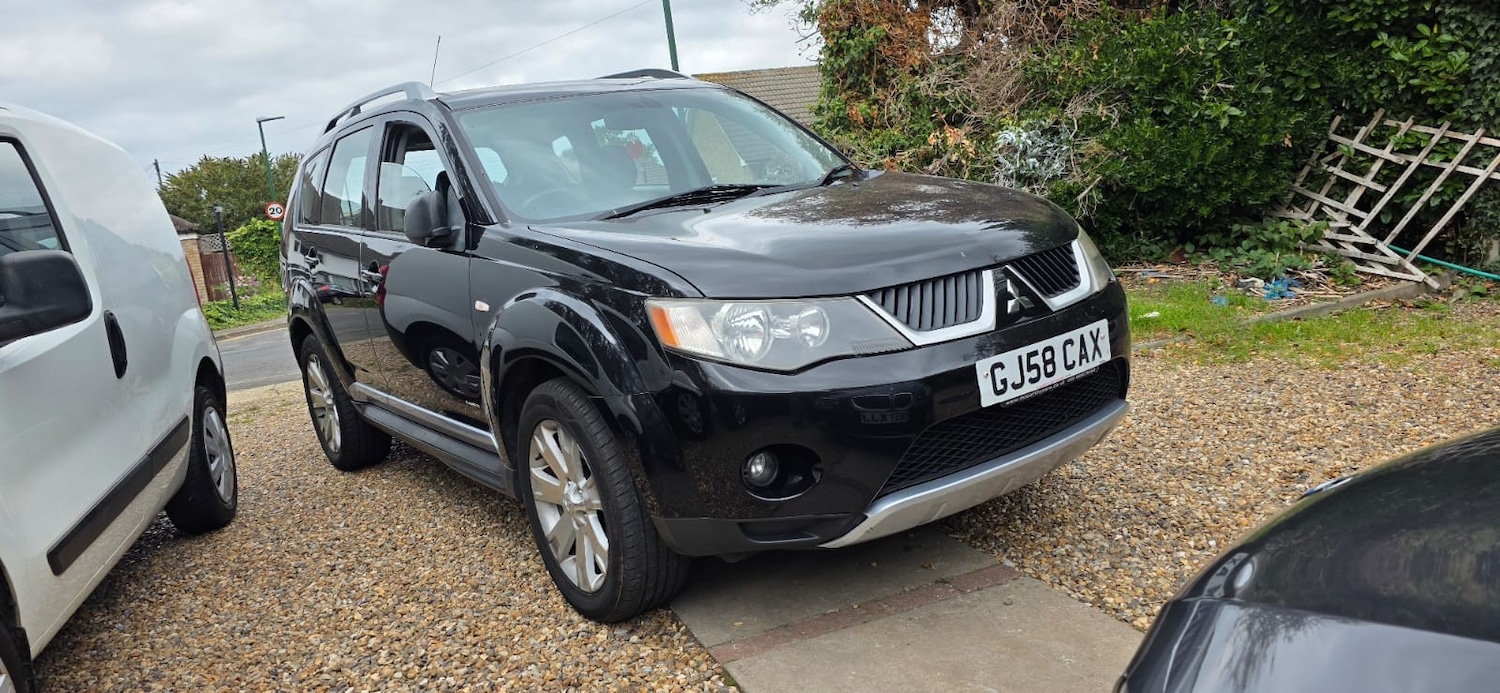 Used Mitsubishi Outlander 2008 for sale - 76082392: Photo 4