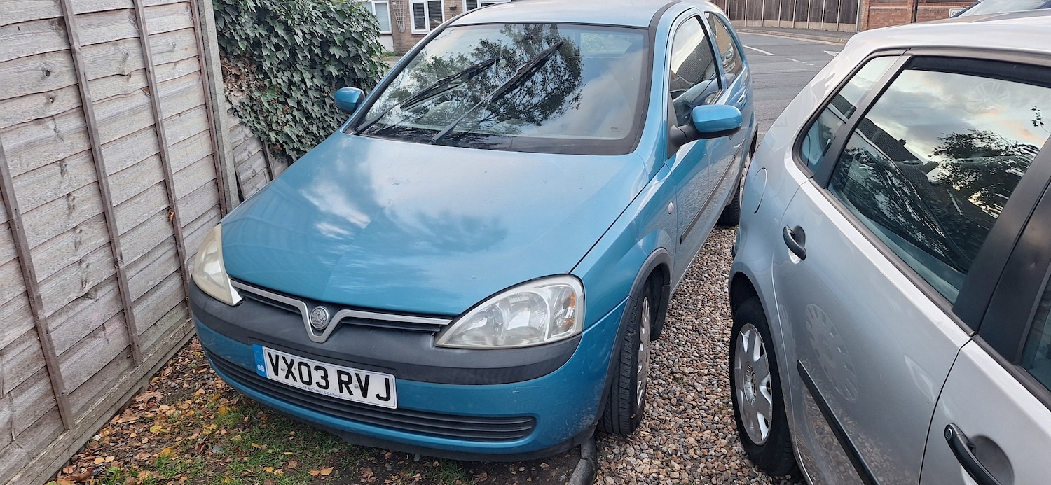 Used Vauxhall Corsa 2003 for sale - 76400569: Photo 1