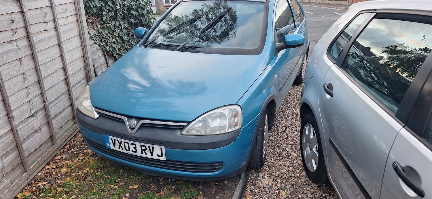 Used Vauxhall Corsa 2003 for sale - 76400569: Photo 2