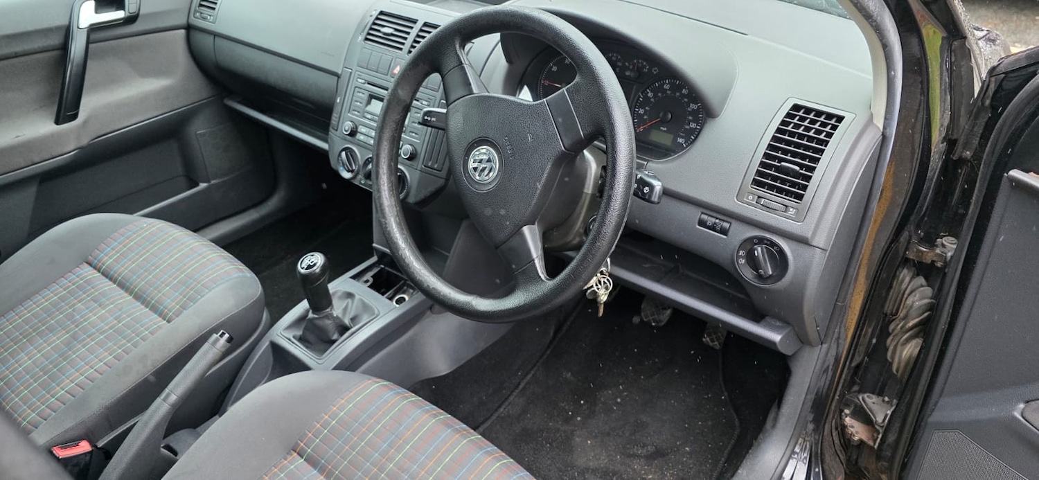 Used Volkswagen Polo 2007 for sale - 76754754: Photo 12