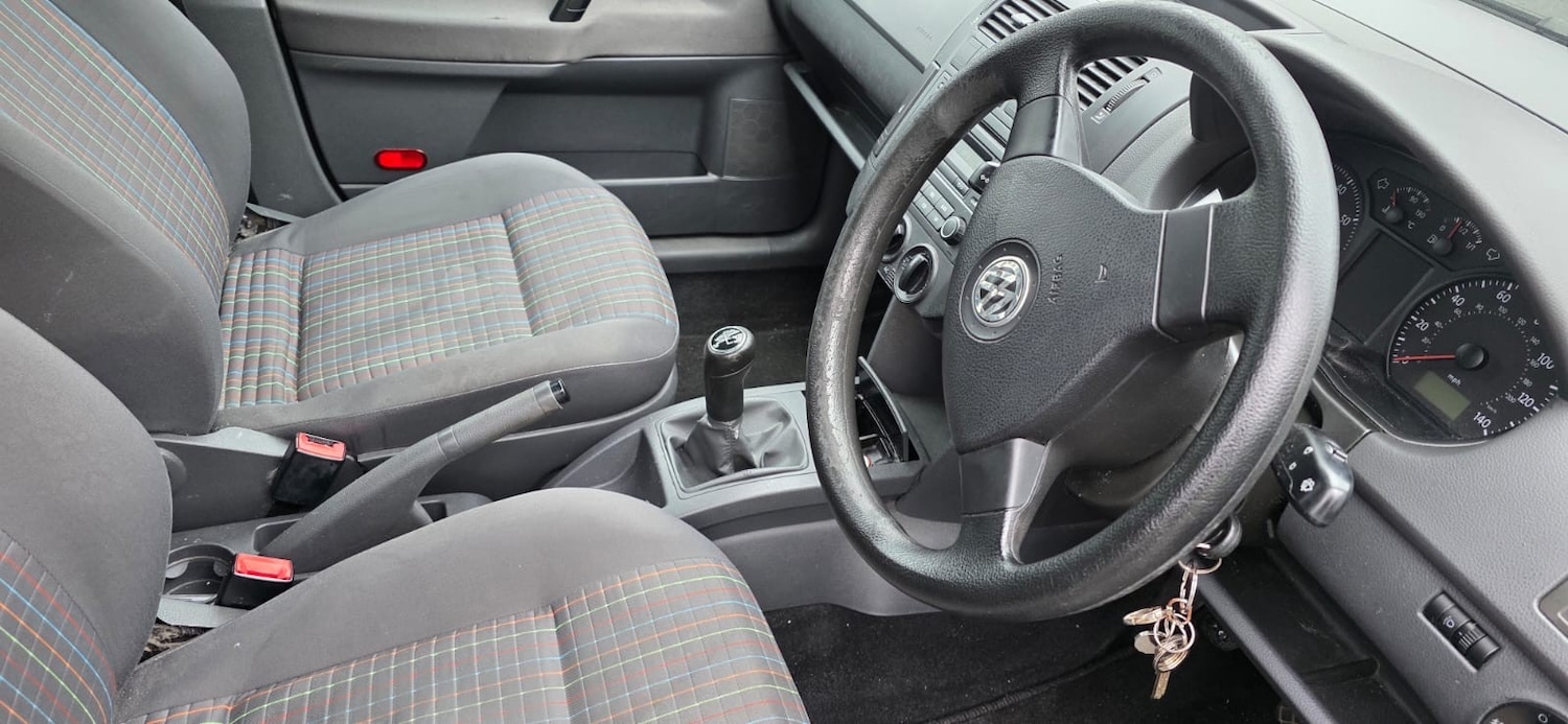 Used Volkswagen Polo 2007 for sale - 76754754: Photo 9