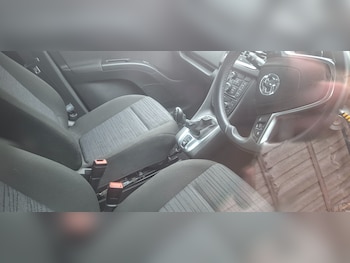 Used Vauxhall Meriva 2015 for sale - 78469545: Photo
