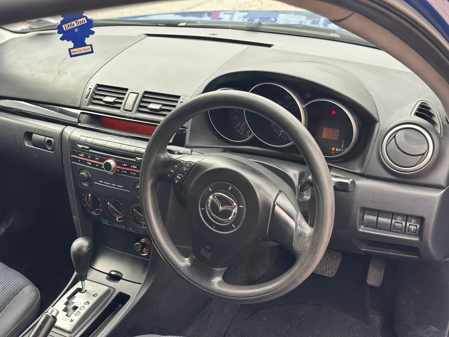Used Mazda Mazda3 2005 for sale - 76120314: Photo 3