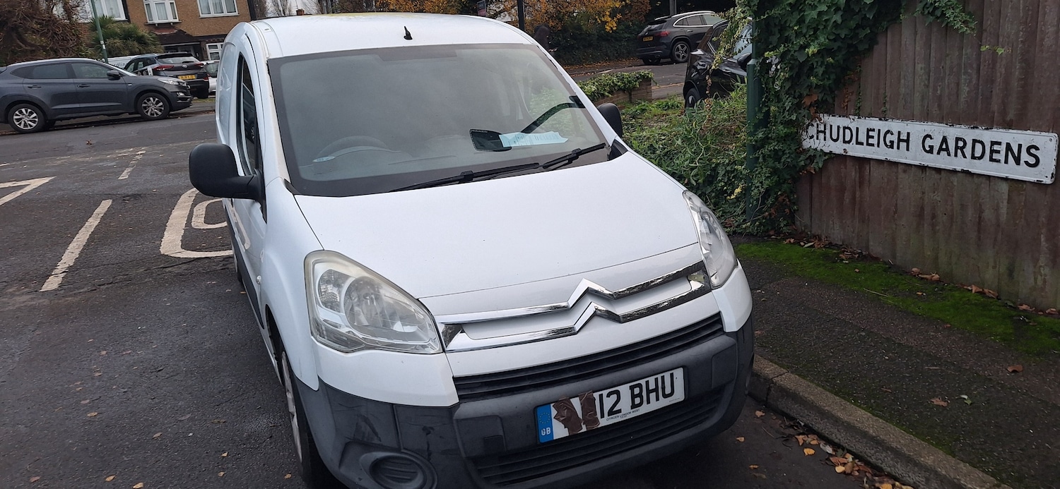 Used Citroen Berlingo 2012 for sale - 76836539: Photo 2