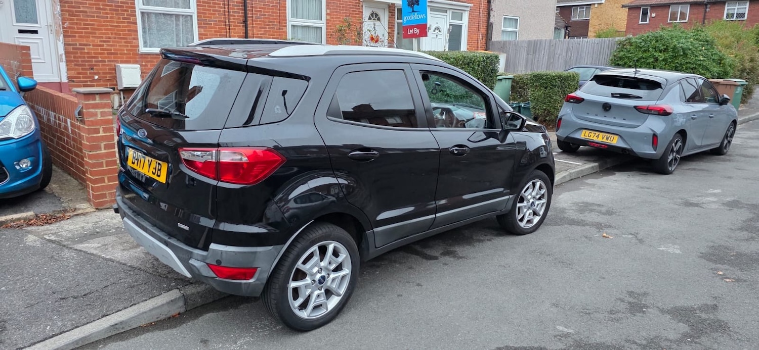 Used Ford Ecosport 2017 for sale - 76514702: Photo 2