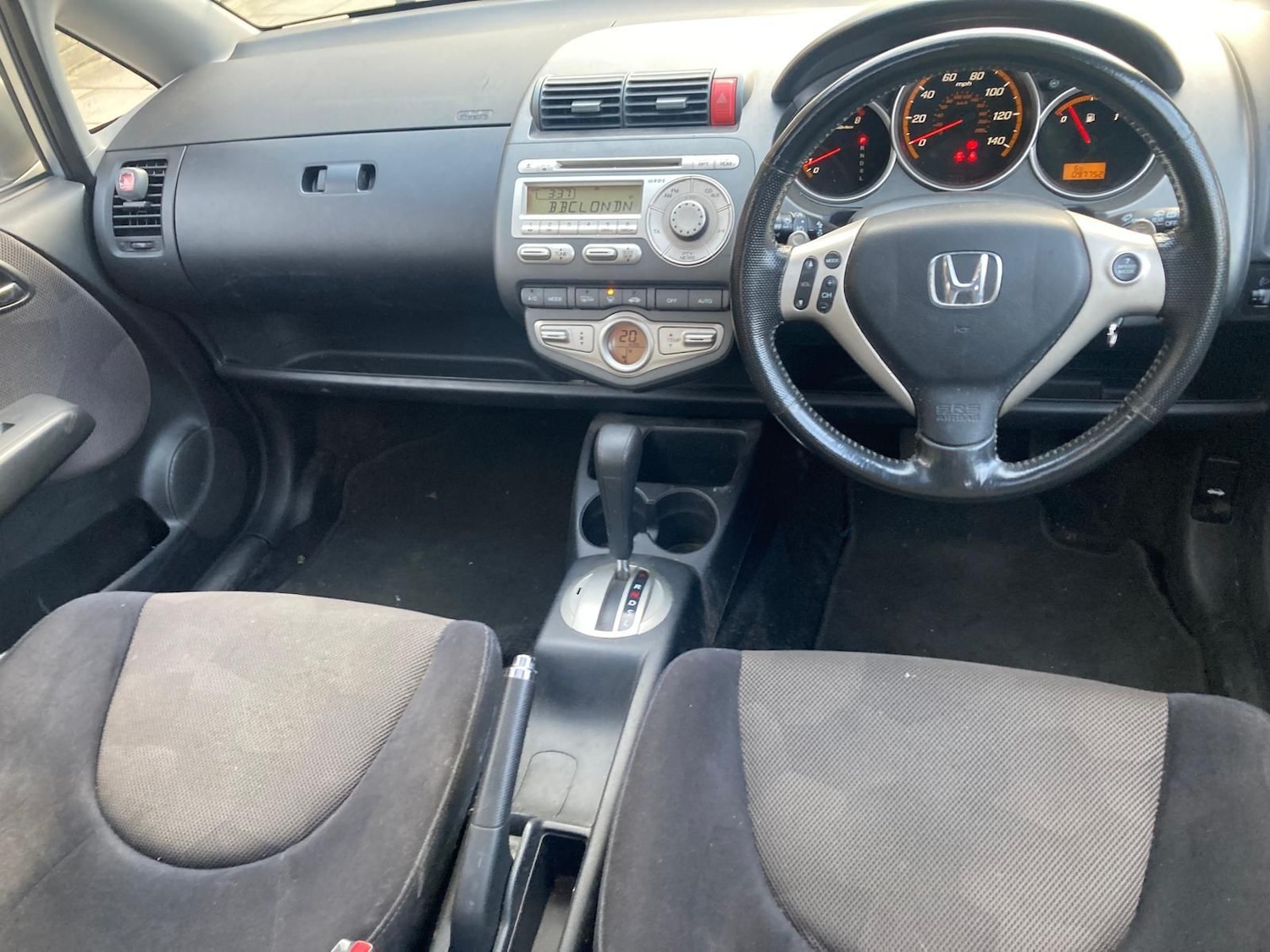 Used Honda Jazz 2007 for sale - 77616974: Photo 6