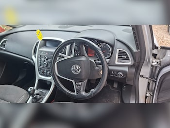 Used Vauxhall Astra 2015 for sale - 78496828: Photo
