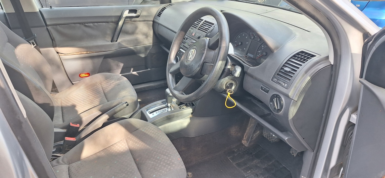 Used Volkswagen Polo 2004 for sale - 76395559: Photo 11