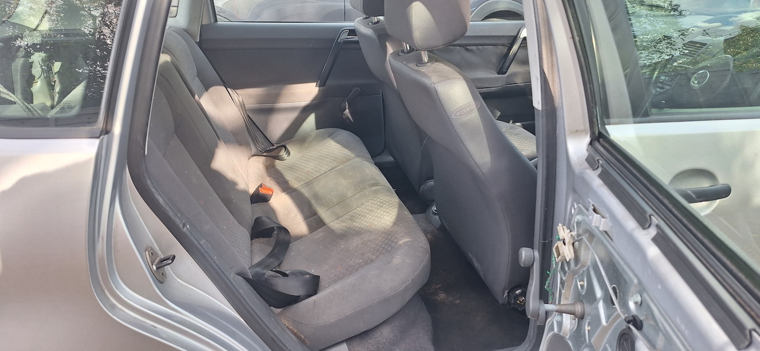 Used Volkswagen Polo 2004 for sale - 76395559: Photo 5