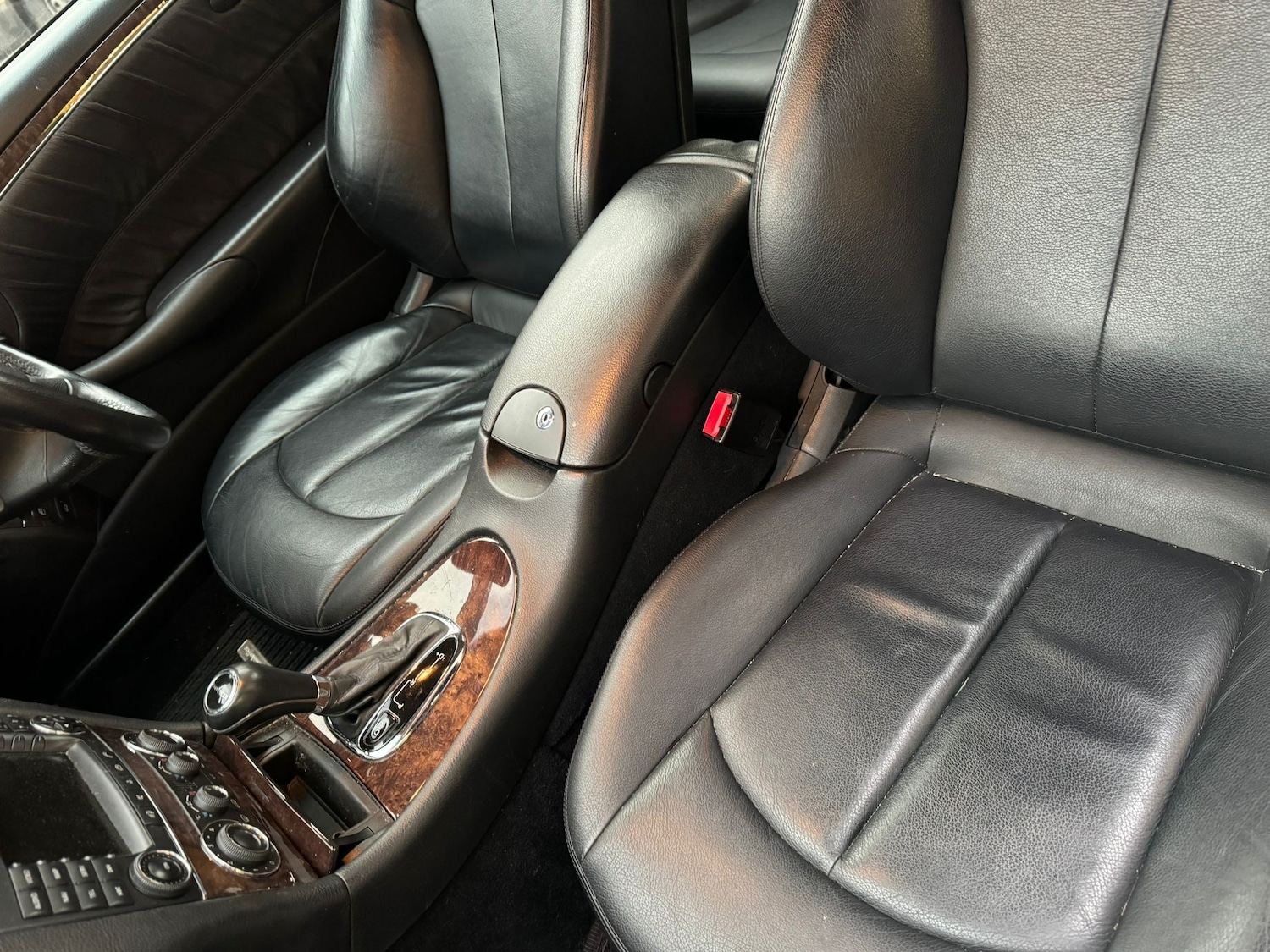 Used Mercedes-Benz CLK 2005 for sale - 77446306: Photo 3