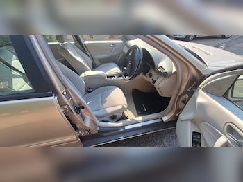 Used Mercedes-Benz C-Class 2004 for sale - 75499070: Photo