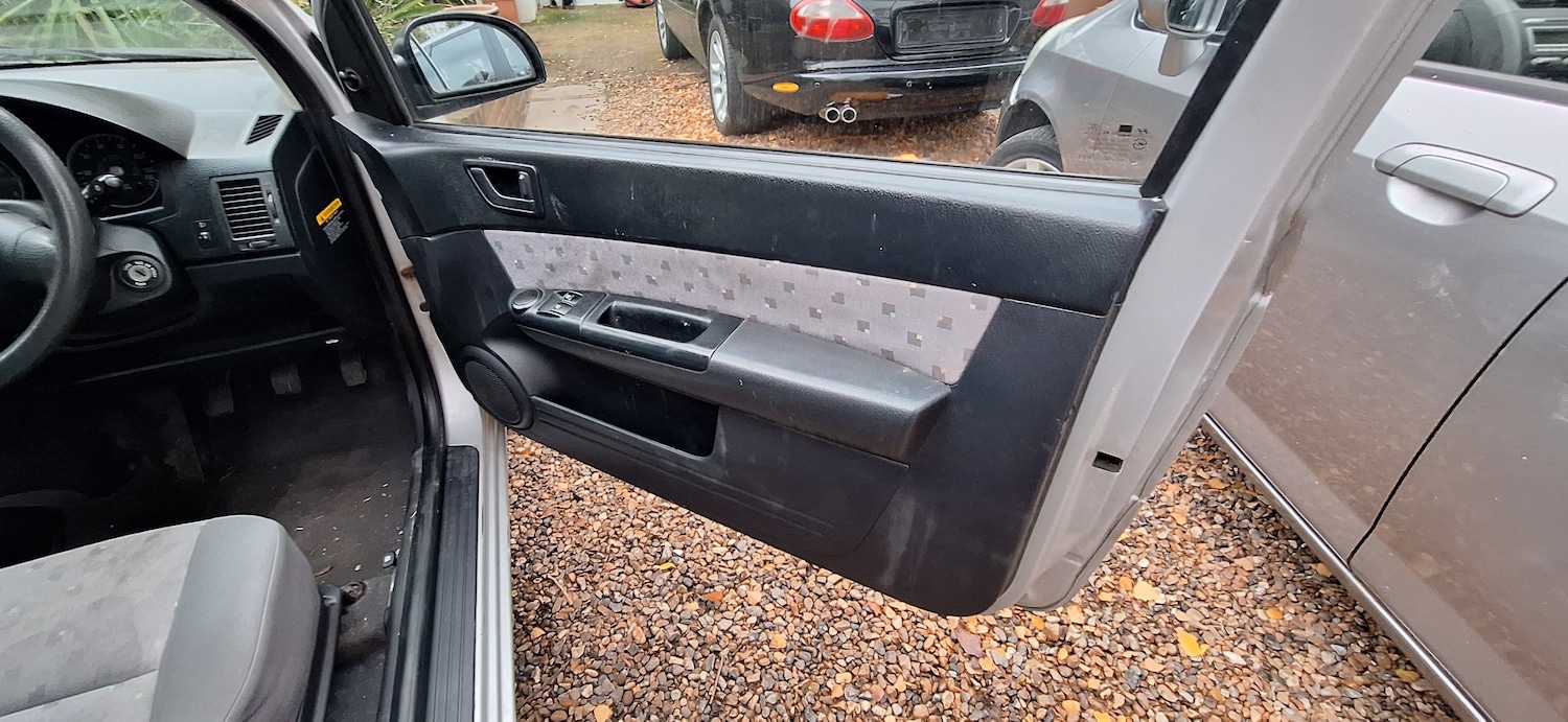 Used Hyundai Getz 2005 for sale - 76552115: Photo 2