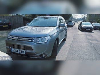 Used Mitsubishi Outlander 2014 for sale - 77989847: Photo