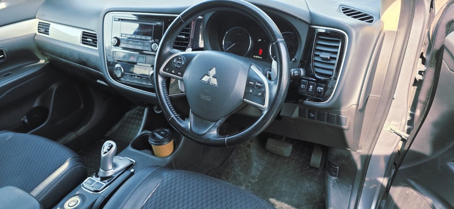 Used Mitsubishi Outlander 2014 for sale - 77989847: Photo 5