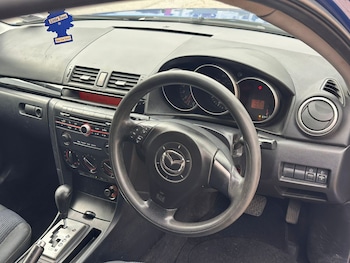 Used Mazda Mazda3 2005 for sale - 78936923: Photo