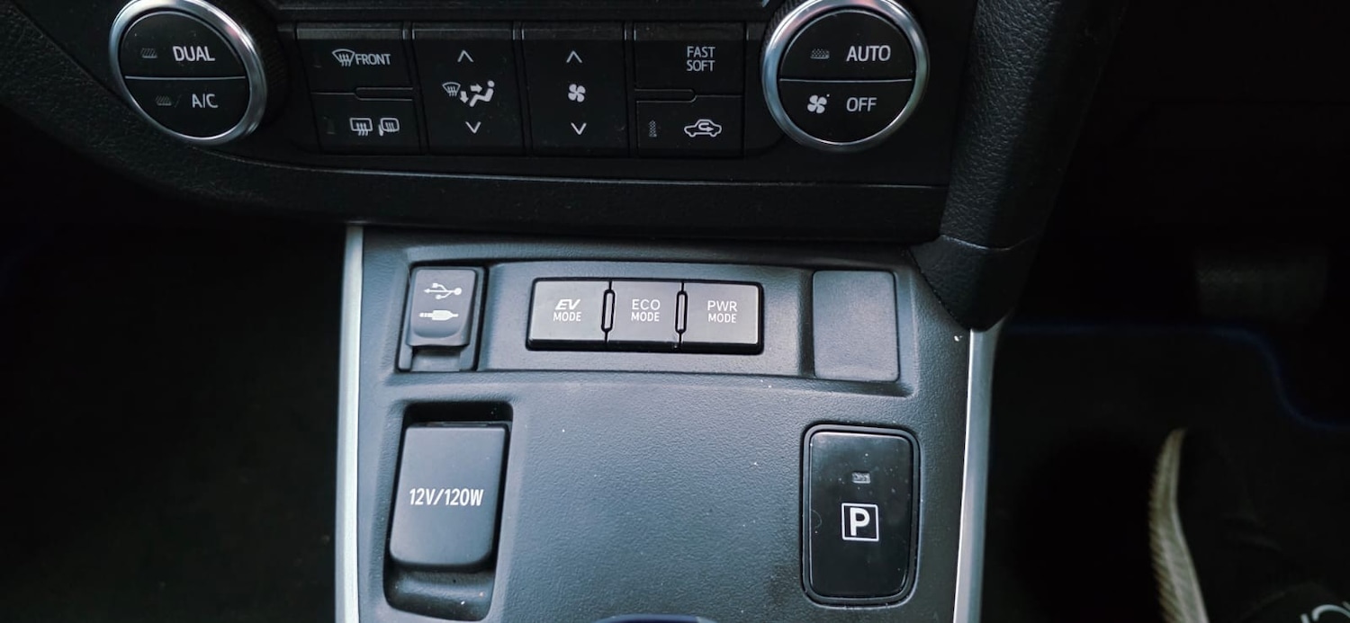 Used Toyota Auris 2013 for sale - 77740149: Photo 15