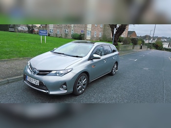 Used Toyota Auris 2013 for sale - 77740149: Photo
