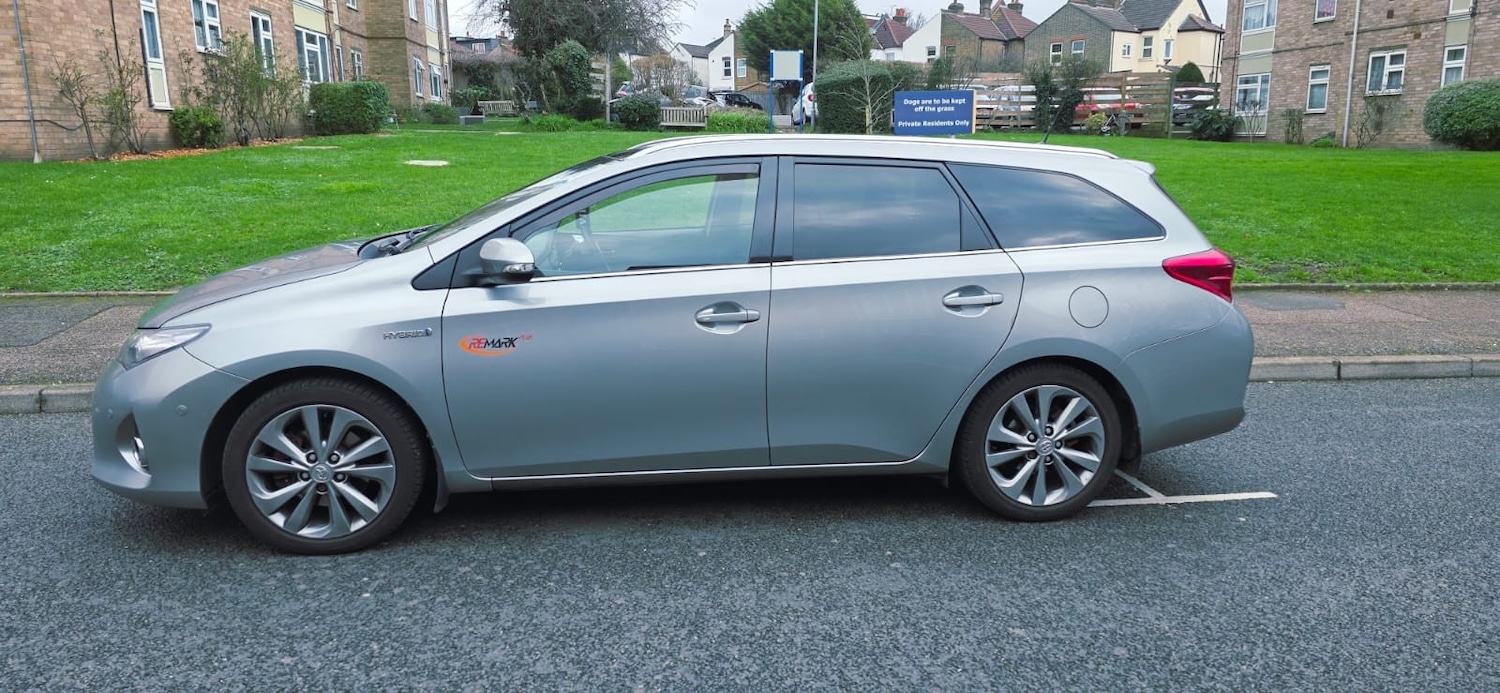 Used Toyota Auris 2013 for sale - 77740149: Photo 5