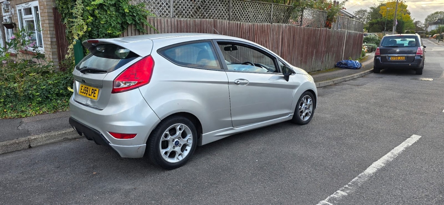 Used Ford Fiesta 2009 for sale - 76180384: Photo 3