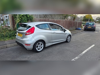 Used Ford Fiesta 2009 for sale - 76180384: Photo 3