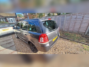 Used Vauxhall Zafira 2011 for sale - 76441871: Photo