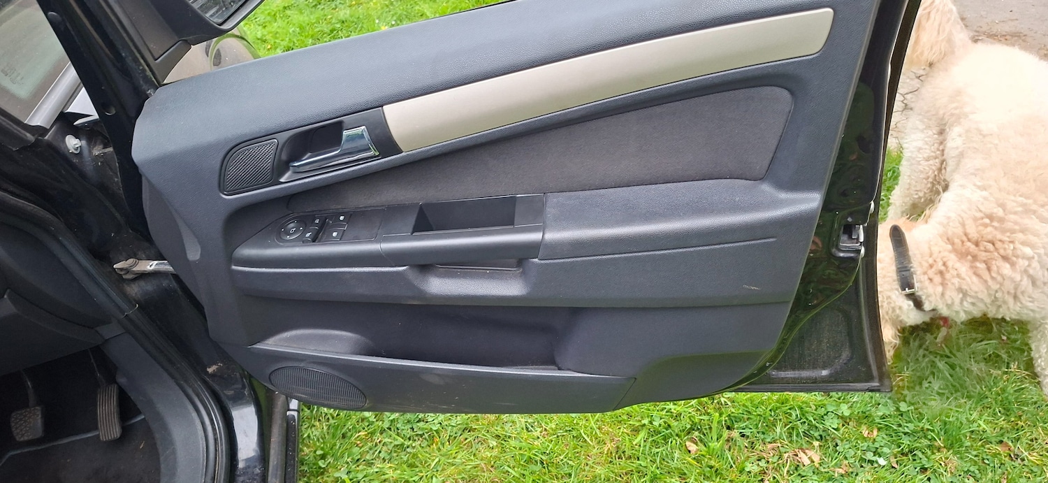 Used Vauxhall Zafira 2009 for sale - 78182562: Photo 7