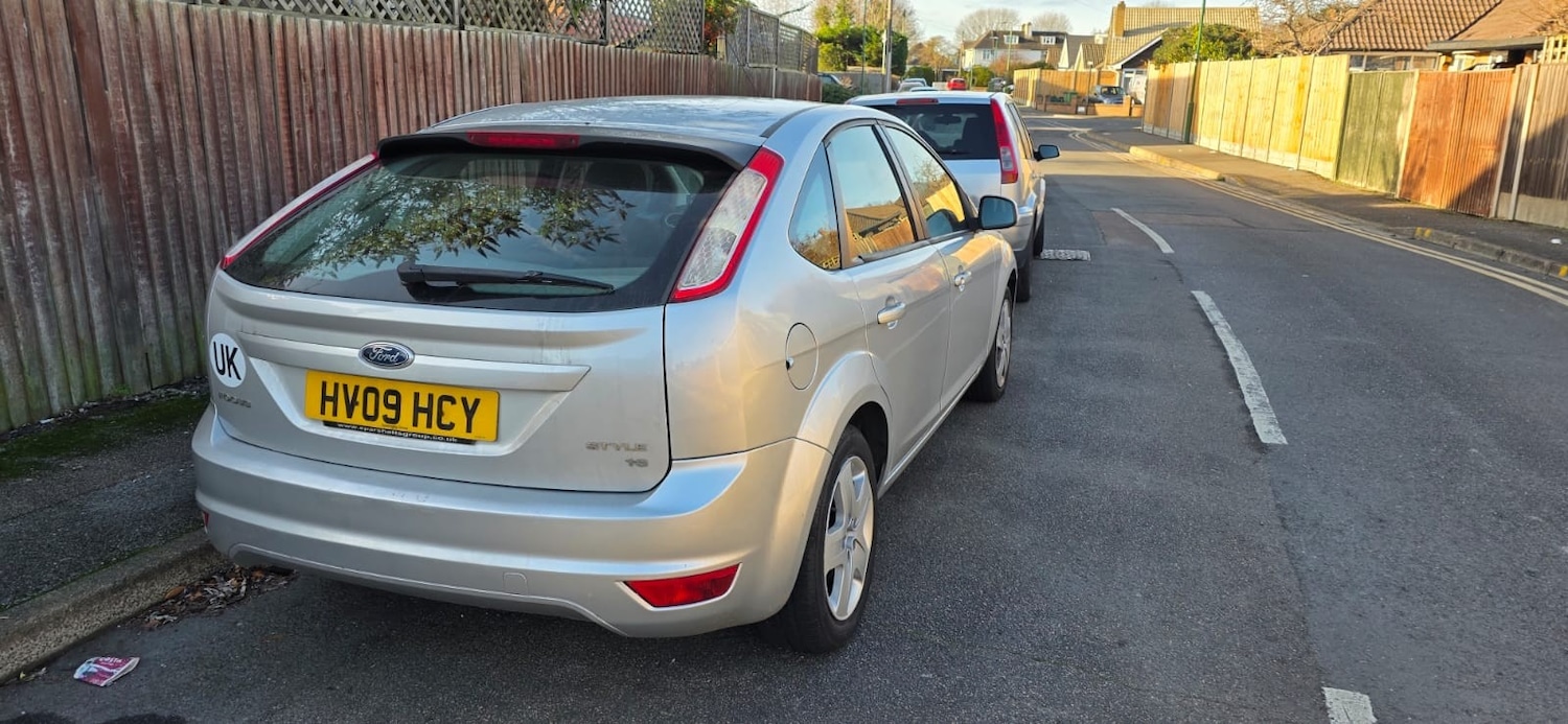 Used Ford Focus 2009 for sale - 77075903: Photo 5