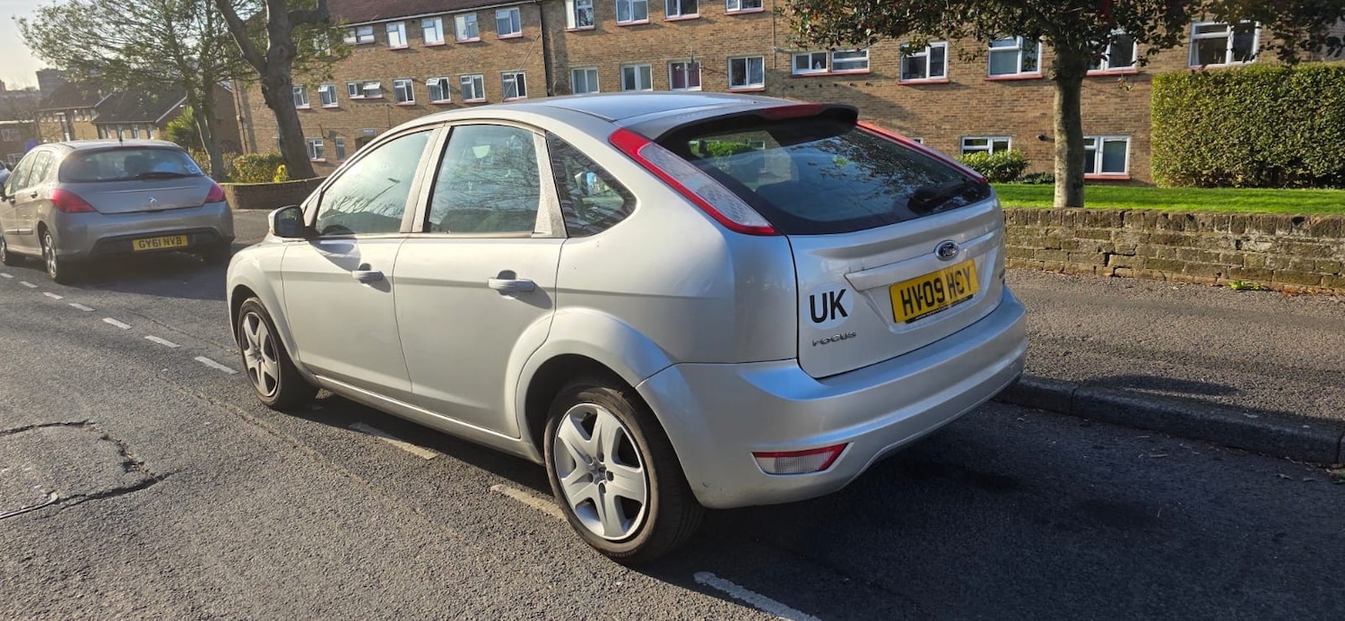 Used Ford Focus 2009 for sale - 77075903: Photo 6