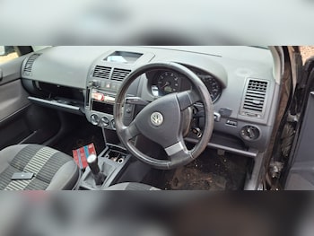 Used Volkswagen Polo 2009 for sale - 78129197: Photo